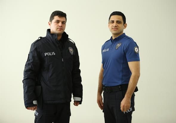Polis niformas